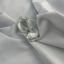 Brinco Gota Riscado P