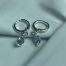 Brinco argola ponto de luz azul